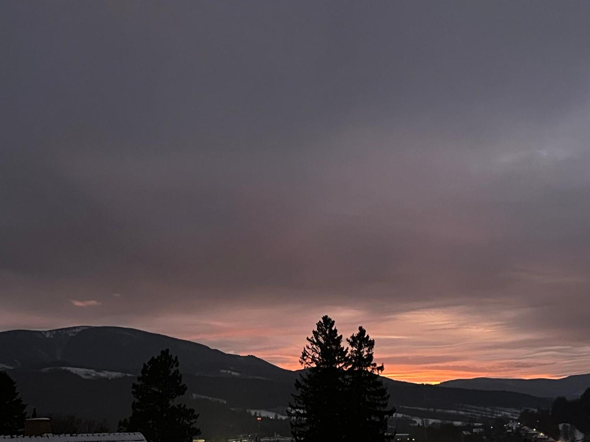 Pod Dubem Lägenhet Jeseník Exteriör bild